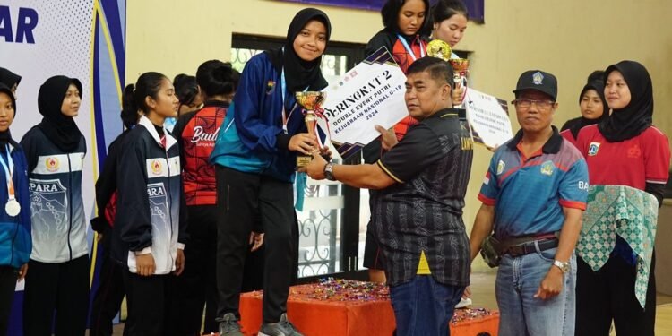 Sepak Takraw Putri Batang Sabet Medali Perak Kejuaraan Nasional U-18
