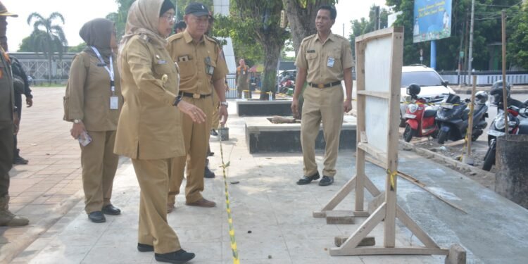 Pj Bupati Batang Minta, Alun-alun Batang Jadi Pusat Ekonomi Rakyat dan Keindahan Kota