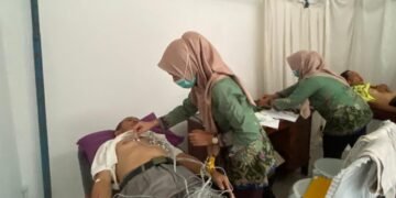 Pemeriksaan Kesehatan Awal Calon Jamaah Haji Batang Fokus Cegah TBC