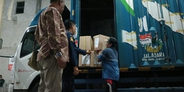 Dikawal Khusus, Surat Suara Pilgub Tiba ke Gudang