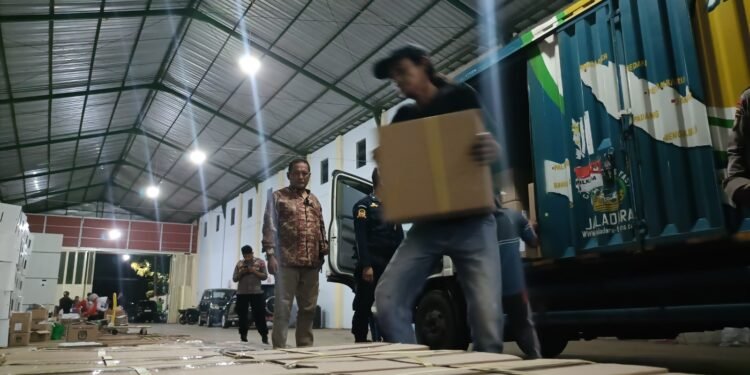 Dikawal Khusus, Surat Suara Pilgub Tiba ke Gudang