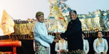 Gelar Wayang Kulit, KPU Batang Bingkai Seni Budaya Sukseskan dan Damaikan Pilkada