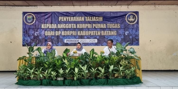 Purnatugas ingin Berbisnis, Pj Bupati Batang Imbau Imbangi dengan Kecakapan
