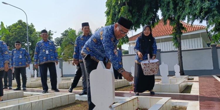 Ziarah ke TMP, ASN Wajib Teladani Semangat Melayani Publik