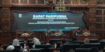 Persetujuan DPRD dan Pemda Siap untuk Evaluasi Gubernur