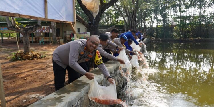 Manfaatkan Lahan Kosong, Polres Batang Sukseskan Program Ketahanan Pangan