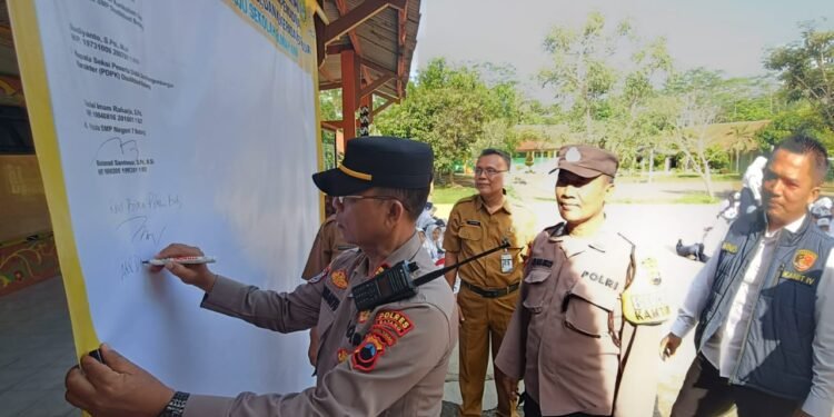 Police Go to School: Polres Batang Terjun Langsung di Sekolah-Sekolah
