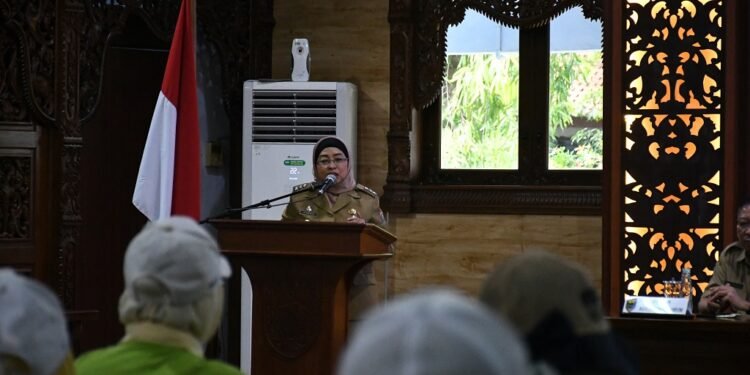 Kunjungi Batang, Puluhan Anggota Yastroki DIY Berbagi Tentang Hadapi Stroke