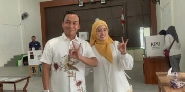 Wihaji Gunakan Hak Pilihnya di Pilkada Batang 2024, Beri Kode Pilih Nomor Ini