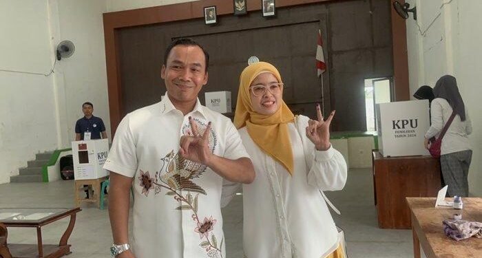 Wihaji Gunakan Hak Pilihnya di Pilkada Batang 2024, Beri Kode Pilih Nomor Ini