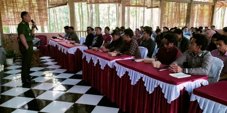 Danramil 09/Blado Sampaikan Pesan Bahaya Judol Dalam Kegiatan  Sosialisasi Peran dan Potensi Karang Taruna