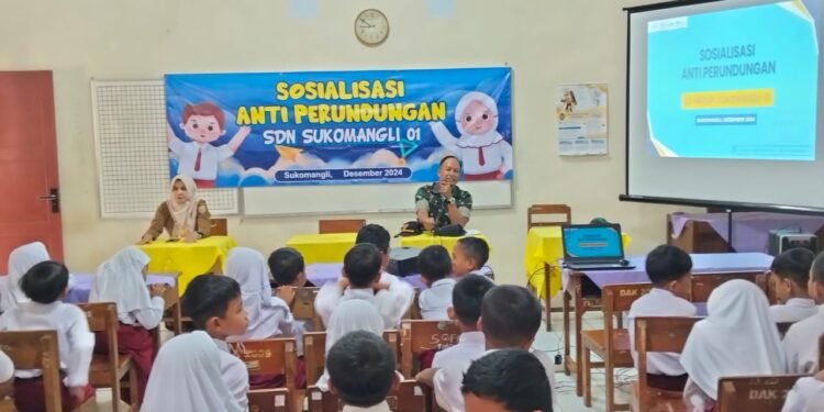 Babinsa Datangi Sekolah Berikan Sosialisasi Anti Bullying di SD Negeri Sukomangli