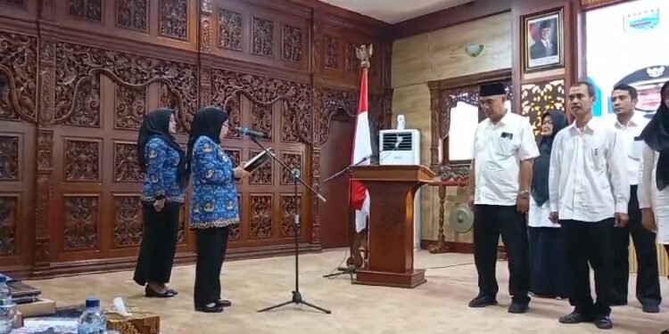 Pengukuhan Pengurus Lembaga Konsultasi Kesejahteraan Keluarga “ASRI” Pemerintah Kabupaten Batang
