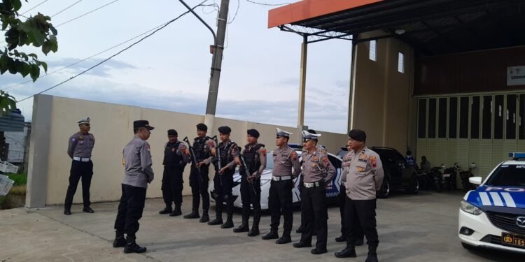 Polres Batang Intensifkan Patroli Jelang Rekapitulasi Suara Pemilu 2024.