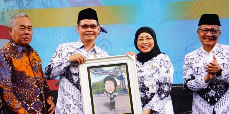 Temu Akbar Guru, 90 Persen Tenaga Pendidik di Batang Telah Diangkat P3K dan ASN