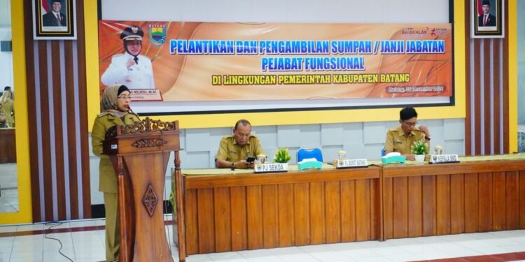 Pengisian Kekosongan Jabatan, Pj Bupati Batang Lantik 4 Pejabat Fungsional Sebagai Pengawas