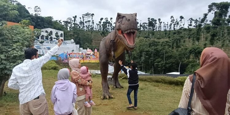 Libur Nataru, Lima Destinasi Wisata Unggulan Dipadati Pengunjung