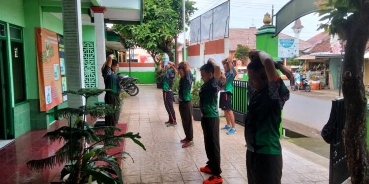 Jaga Stamina Kesehatan, Anggota Laksanakan Olah Raga Setelah Apel Pagi