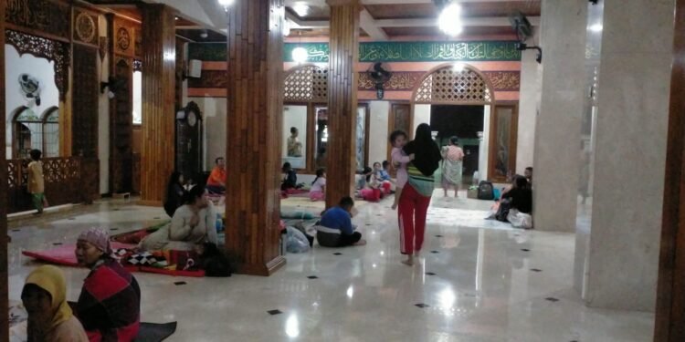 Cuaca Ekstrem Melanda, BPBD Imbau Warga Tetap Waspada