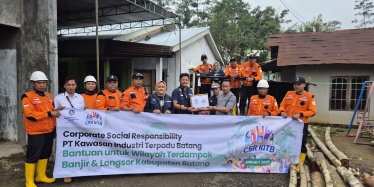 Misi Kemanusiaan, KIT Hadir Bantu Korban Bencana di Batang Sekitarnya