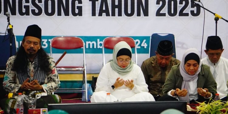 Tutup 2024, Pj Bupati Batang Doa Bersama Lintas Agama Agar Dijauhkan Bencana dan Musibah