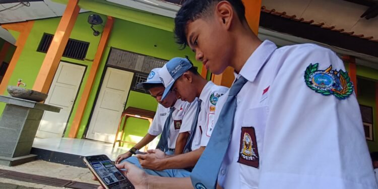 Berbakat Jadi Komikus, Karya Pelajar Batang Siap Go Internasional