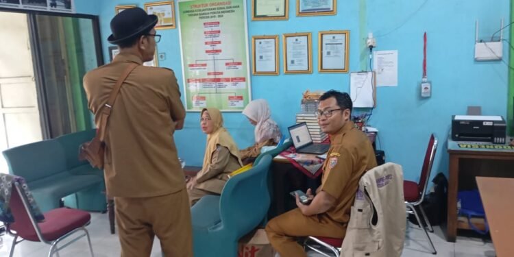 Dinsos Batang Selenggarakan Bimbingan Penyusunan Laporan Tahunan Berstandar