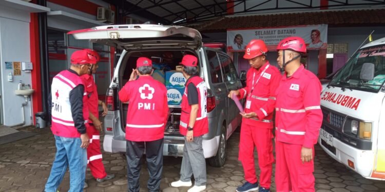 PMI Batang Distribusikan 1.600 Makanan Ke Warga Terdampak Bencana