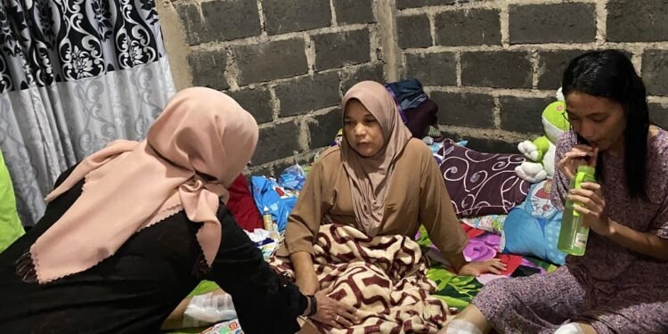 Tinjau Korban Longsor, Pj Bupati Sigap Berikan Rujukan ke RSUD Batang