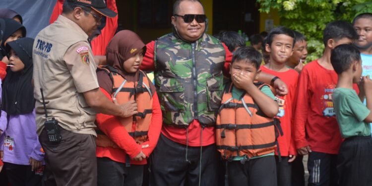 BPBD Batang Gelar Sosialisasi dan Simulasi Penanggulangan Bencana di Sekolah-sekolah