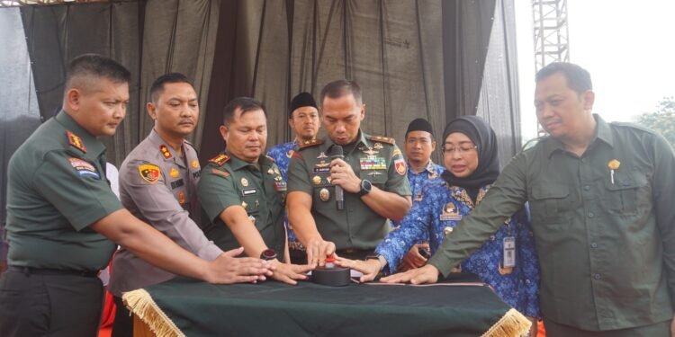 Pangdam IV/Diponegoro Resmikan Jembatan Gantung Merah Putih 10 Desa Kranggan