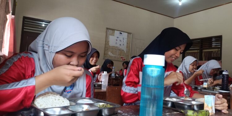 Makin Sedap, MBG di Spega, Siswa Bawa Sambal