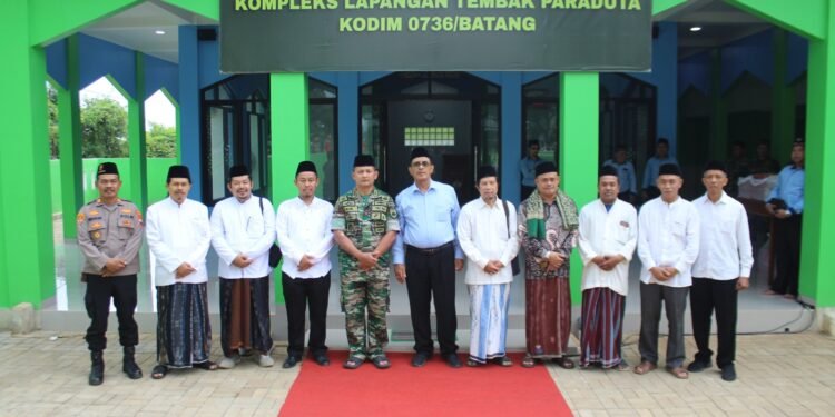 Dandim 0736/Batang Resmikan Masjid Baiturrahman Desa Tragung