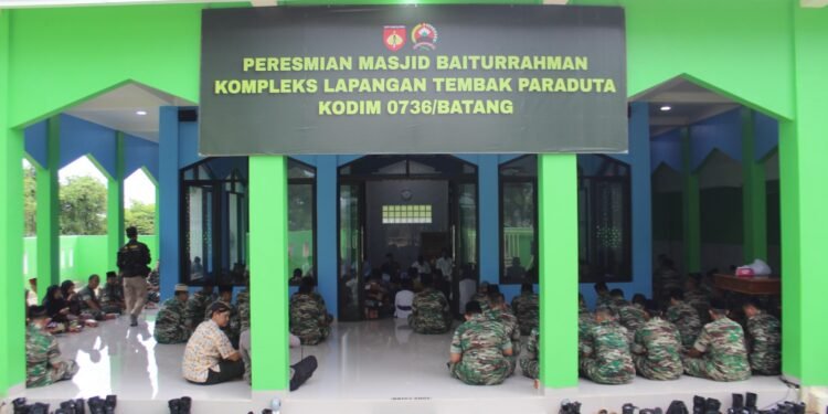 Dandim 0736/Batang Resmikan Masjid Baiturrahman Desa Tragung