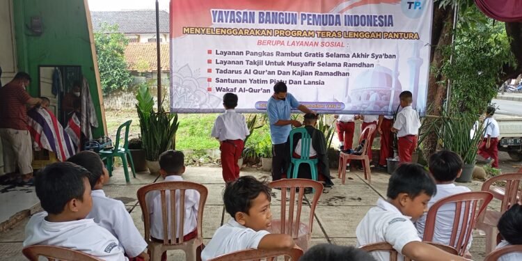 Yayasan Bangun Pemuda Indonesia Kabupaten Batang Gelar Tradisi Rutin Pangkas Rambut Gratis Selama 5 Hari Menjelang Ramadhan