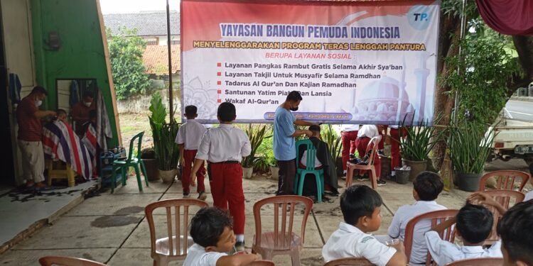 Yayasan Bangun Pemuda Indonesia Kabupaten Batang Gelar Tradisi Rutin Pangkas Rambut Gratis Selama 5 Hari Menjelang Ramadhan