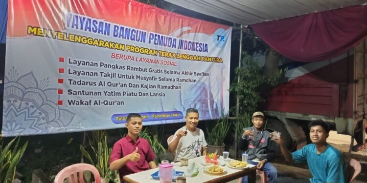 Semarak Ramadhan Takjil Bersama Para Musyafir  di Teras Lenggah Pantura Batang