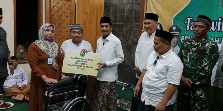 Pemkab Berikan Bantuan Dukungan Industrialisasi Batang dan Bantuan Warga Kurang Mampu