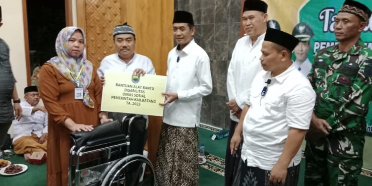 Pemkab Berikan Bantuan Dukungan Industrialisasi Batang dan Bantuan Warga Kurang Mampu