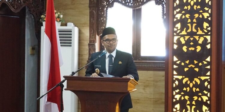 Gebrakan Awal Bupati Batang, Atur Jam Operasional Minimarket Demi UMKM