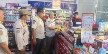 Satpol PP Rutin Awasi Jam Operasional Minimarket di Kabupaten Batang