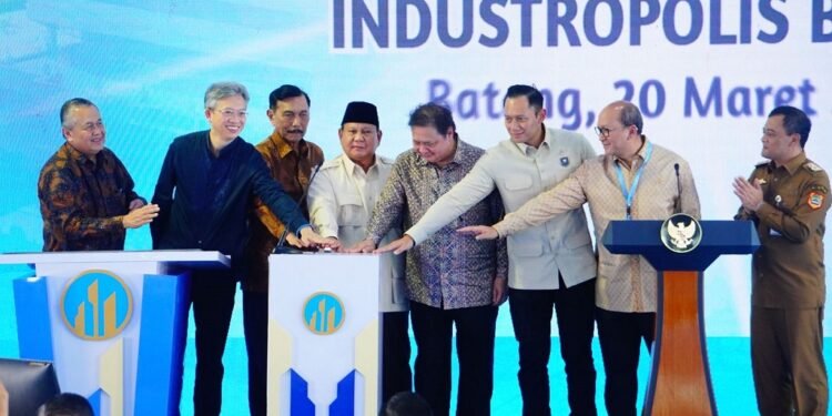 Upaya Hirilisasi dan Industrialisasi, Presiden RI Resmikan KEK Industropolis Batang Dengan Gandeng Tiongkok