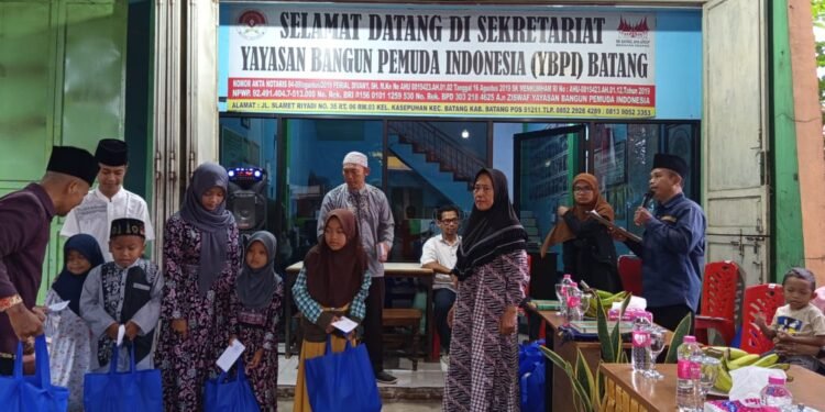 Yayasan Bangun Pemuda Indonesia Batang: Berbagi Bahagia pada Penutupan Kegiatan Ramadhan