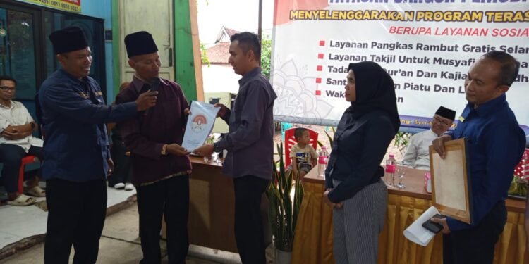 YBPI Batang Jalin Silaturahmi Dengan GM Parkside Mandarin Hotel Pekalongan