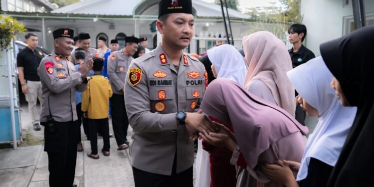 Polres Batang Gelar Buka Puasa Bersama Anak Yatim Panti Asuhan Putra Bakti