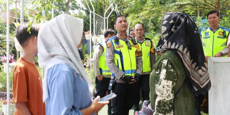 Kapolres dan Wakapolres Batang Pastikan Keamanan dan Kenyamanan Wisatawan