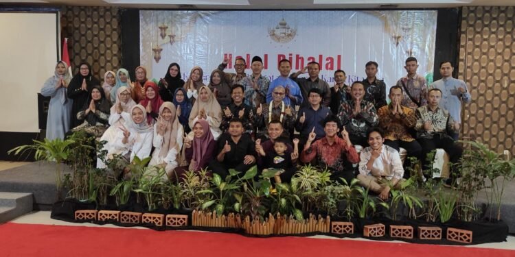 Momentum Halal Bil Halal Pererat Ikatan Silaturahmi dan Perdalam Wawasan Cinta Negara