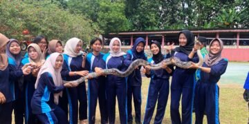 Tanggap Darurat, Pelajar SMABAH Ikuti Simulasi Penanganan Kebakaran