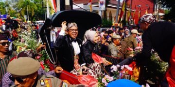 Kirab Budaya, Pemkab Batang Sediakan 18 Gunungan dan Uang Koin Untuk Disawurkan Sebagai Tradisi