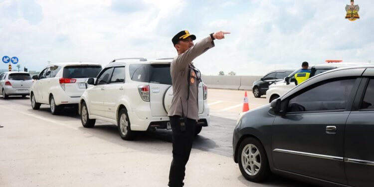 Arus Mudik dan Balik Lebaran 2025 di Batang Ramai Lancar